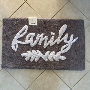 Bath Rug NWT